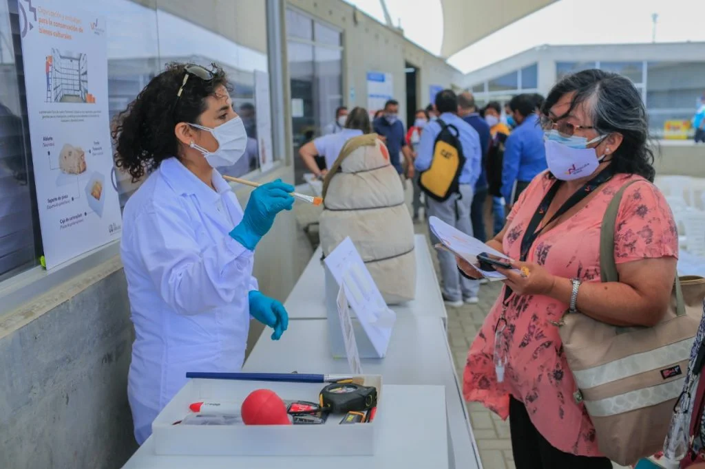 Docentes de escuelas de Ascope participan en jornada de avances de investigación del complejo El Brujo