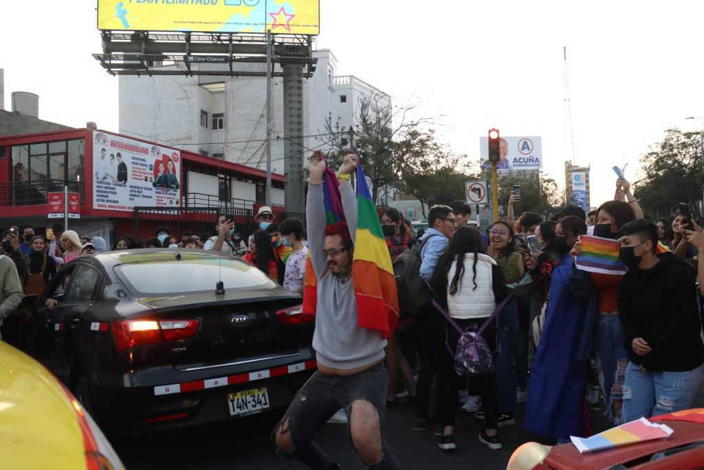 El tráfico se interrumpió por varias cuadras de la calles del centro de la ciudad. (Foto: Iván Orbegoso C.). 