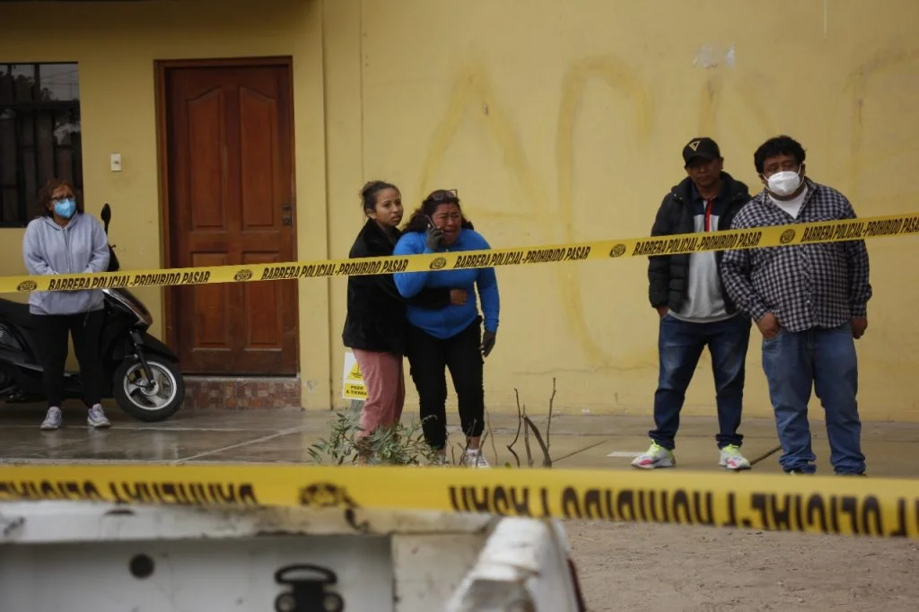 Las escenas de dolor de los familiares fueron desgarradoras (foto: Arturo Gutarra).