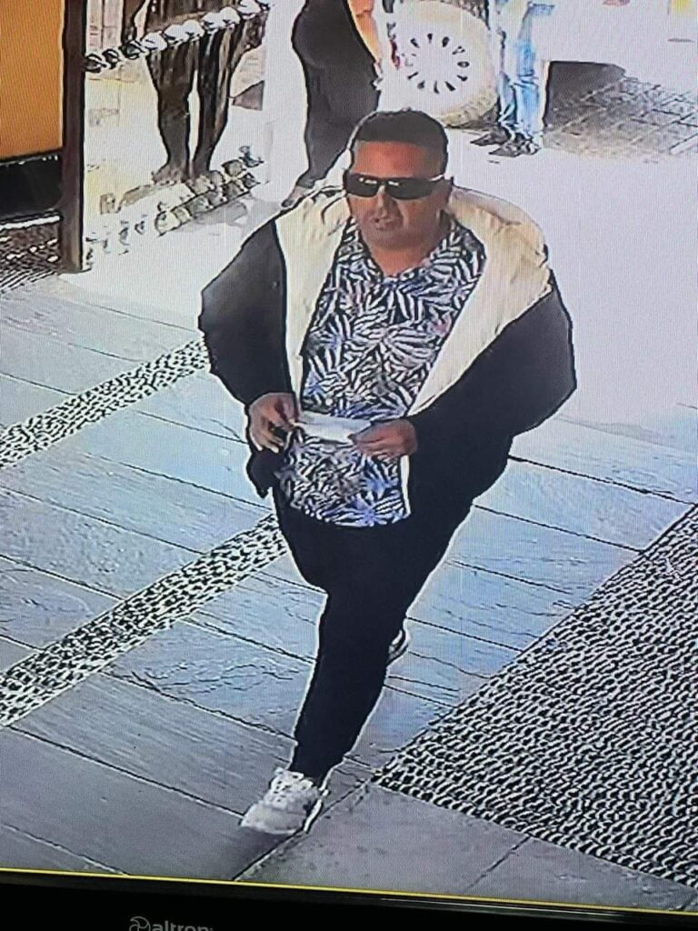 Este sería el segundo sospechoso, según la Policía.