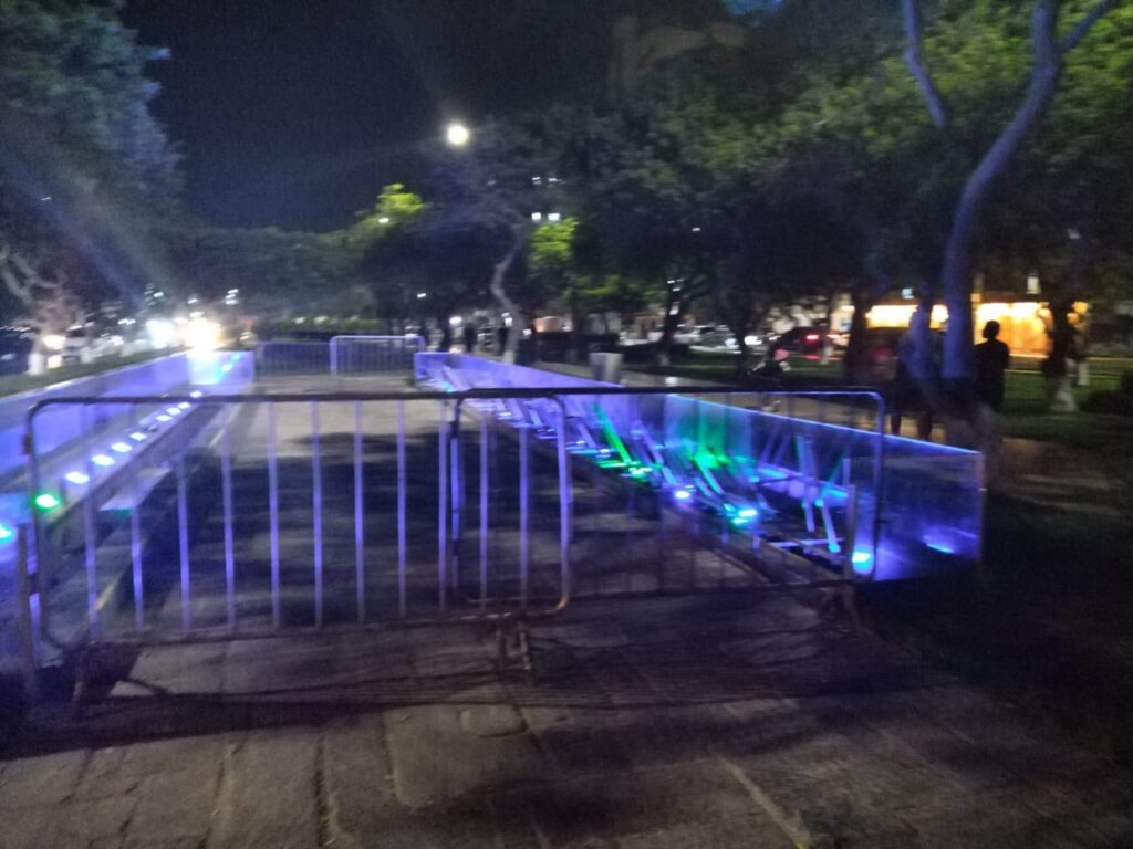Paseo de Aguas. Sin pase. El Túnel de los Deseos está bloqueado para el pase de las personas. (Foto: BuenaPepa).