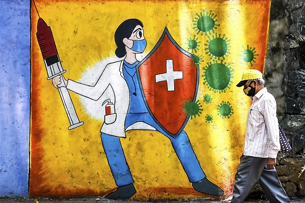 Covid-19: Minsa advierte La OMS, la sombra del Covid-19 se cierne nuevamente sobre la sociedad peruana. Aunque aún no se ha confirmado la presencia de esta nueva variante en el país, las cifras de contagios, muertes y hospitalizaciones están experimentando un alarmante incremento, según los datos proporcionados por el Ministerio de Salud (Minsa).