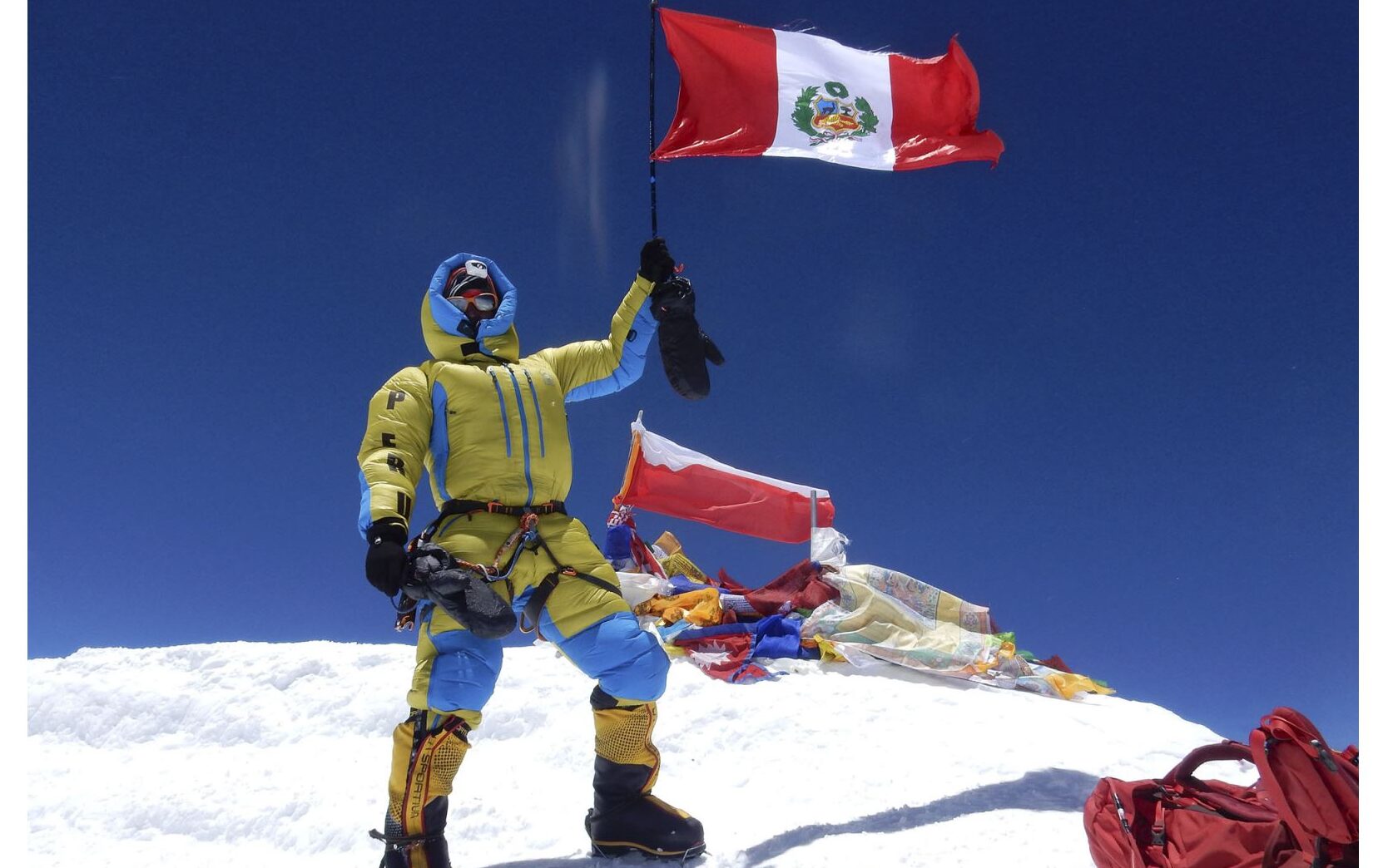 En un asombroso logro deportivo, el montañista peruano Víctor Rímac ha hecho historia al conquistar tres de las míticas cumbres en Pakistán, cada una de ellas con una altitud superior a los ocho mil metros, en un impresionante período de solo nueve días. Este hito lo convierte en el primer latinoamericano en lograr tal hazaña en tan poco tiempo, demostrando una vez más su valía como destacado representante del montañismo peruano a nivel mundial.