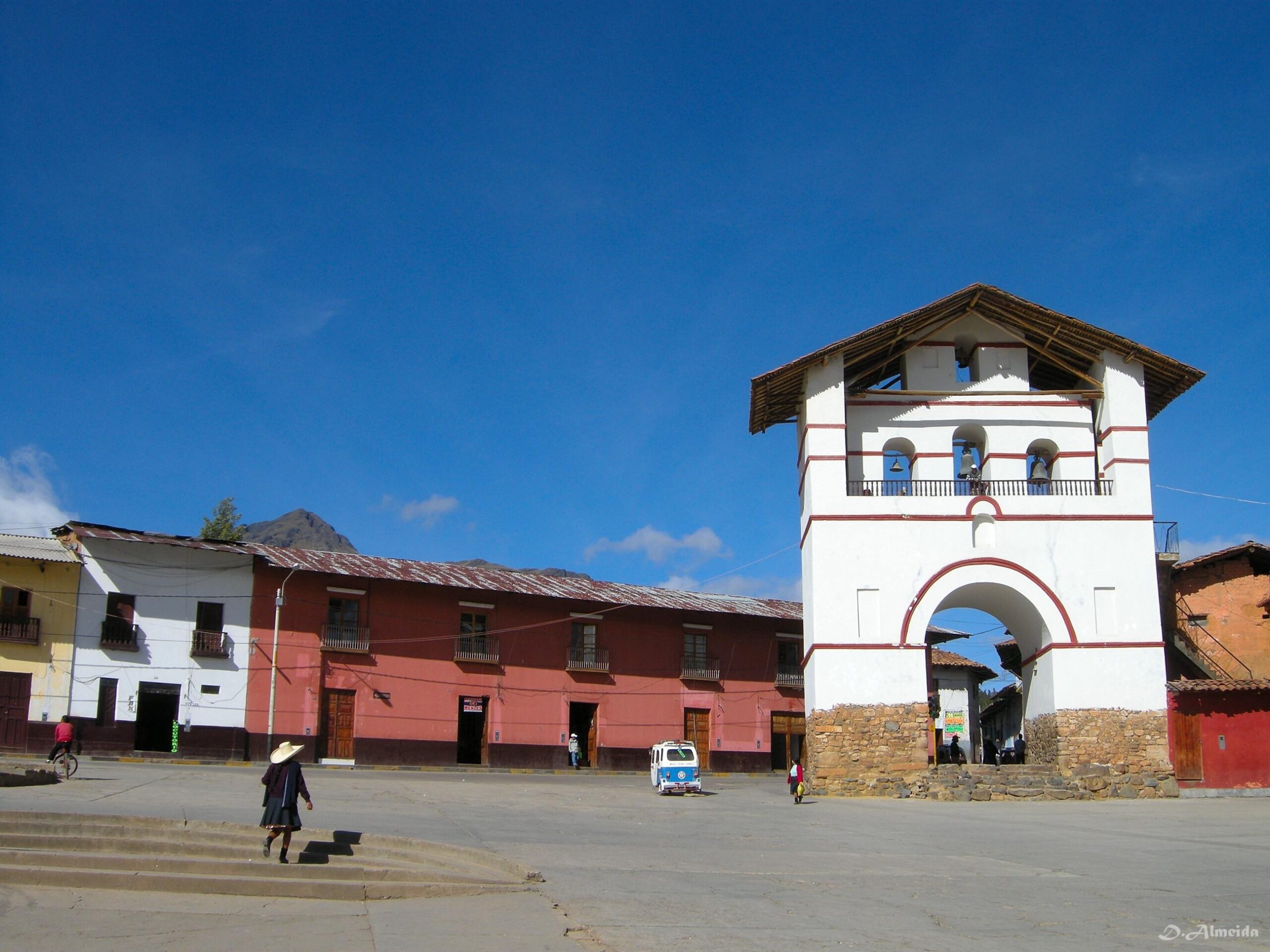 Huamachuco: se construirá Hospital Leoncio Prado con una inversión de 192 millones de soles Huamachuco esperó poco más de 7 años para contar con un hospital moderno, el mismo que beneficiará a 190 mil pobladores. El MINSA aprobó el expediente técnico, reveló el gobernador César Acuña.