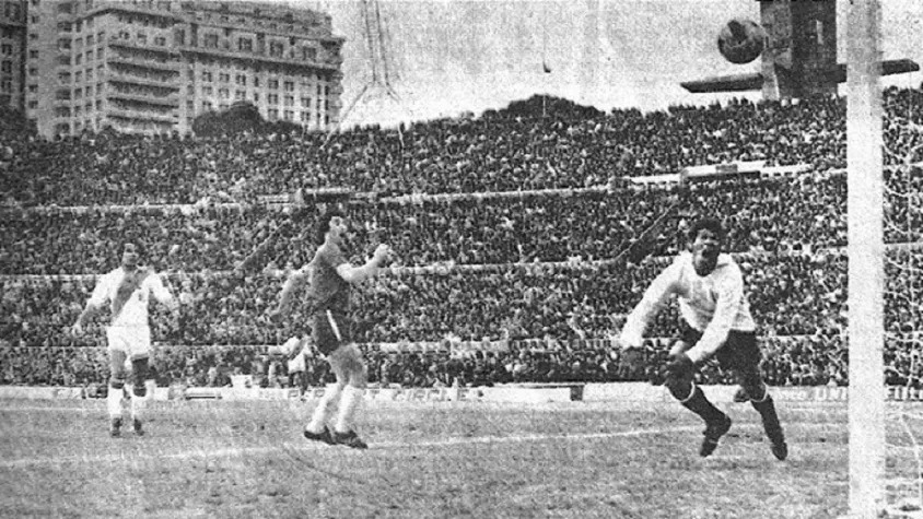 Este jueves 12 de octubre, Perú se enfrenta a su histórico rival, Chile, en un crucial partido de las Clasificatorias para el Mundial de 2026 que se celebrará en Estados Unidos, México y Canadá.