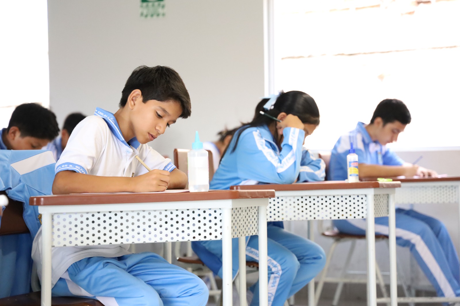 Evaluación censal de aprendizaje en La Libertad: más de 77 mil estudiantes serán evaluados El Gobierno Regional de La Libertad, a través de la Gerencia Regional de Educación, se prepara para evaluar el nivel de aprendizaje de millas de estudiantes en la región.
