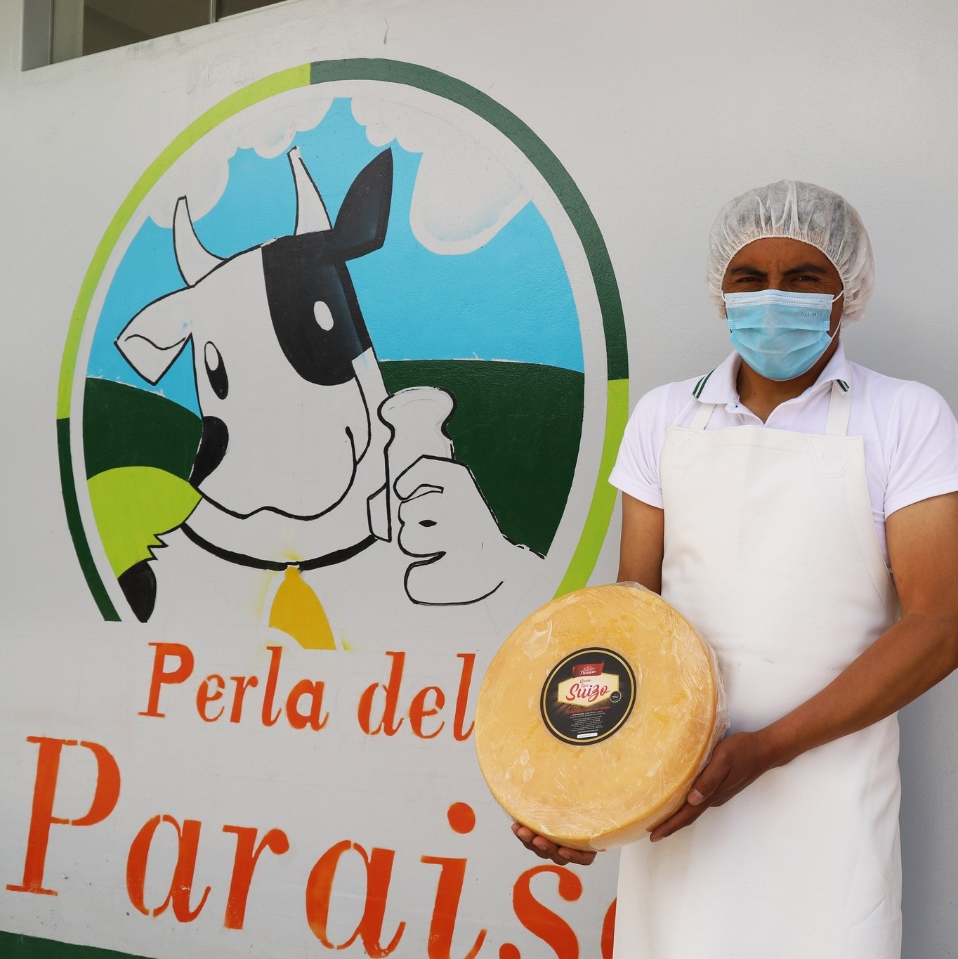 Siete regiones se enfrentarán en Trujillo para definir dónde se prepara el mejor queso El Gobierno Regional de La Libertad, encabezado por César Acuña, en colaboración estratégica con Sierra y Selva Exportadora, se prepara para llevar a cabo el emocionante Concurso y Feria Macrorregional del Queso 2023.