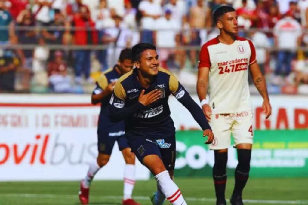 Jairo Concha celebra un gol ante la U en el estadio Monumental. 