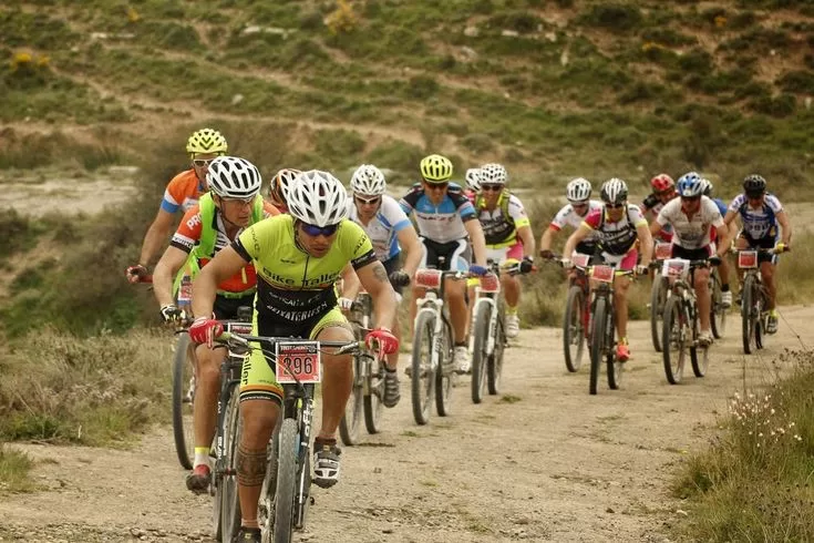 Paiján es deporte: competencias de ciclismo y maratón para celebrar su 48va feria patronal Gran expectativa en Paiján, provincia de Ascope, ante las emocionantes competencias de ciclismo y maratón en su 48va edición de la feria patronal.