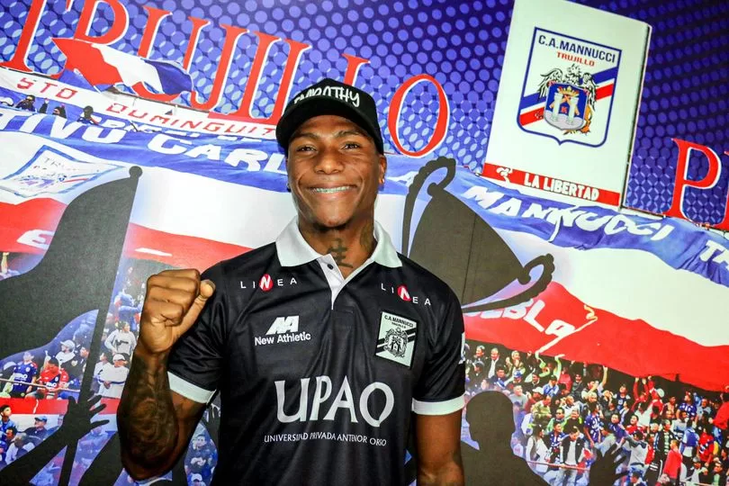Roberto Villamarín, exMannucci, se retira del fútbol a los 27 años Roberto Villamarín fue parte del plantel de Mannucci que jugó la Liga 1 en 2019 luego de lograr el ascenso. “Me toca dar un paso al costado y decir gracias por tanto fútbol”, anunció.
