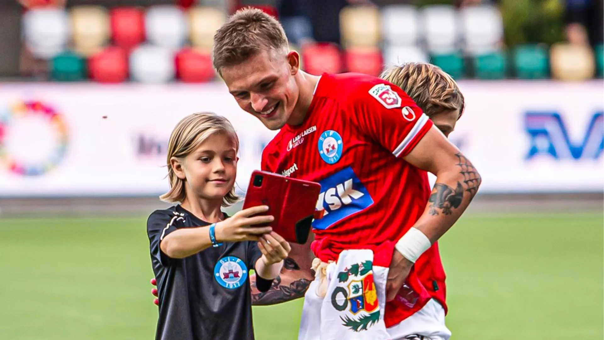 Reniec publicó una lista de los nombres más peculiares durante este 2024. Oliver Sonne, Neymar, Messi, Cristiano Ronaldo, Rihanna, Merlina, Karol G lideran lista de nombres utilizados por los padres peruanos para sus hijos.