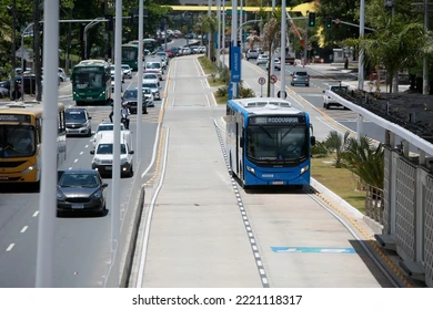 Trujillo, buses rápidos. 
