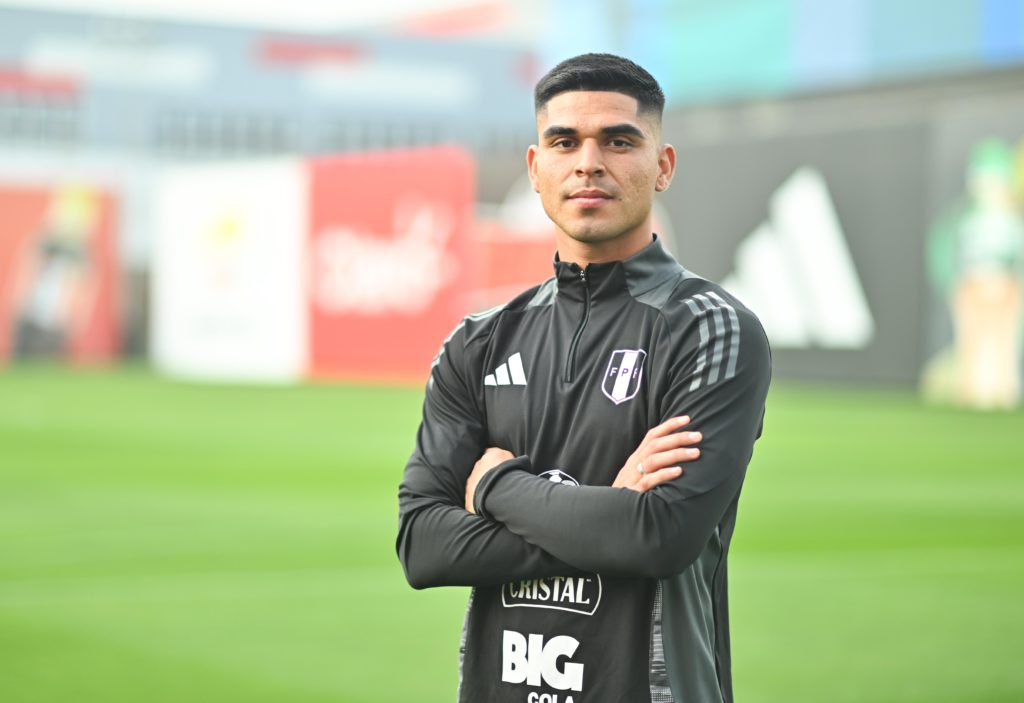 Luis Ramos, delantero peruano