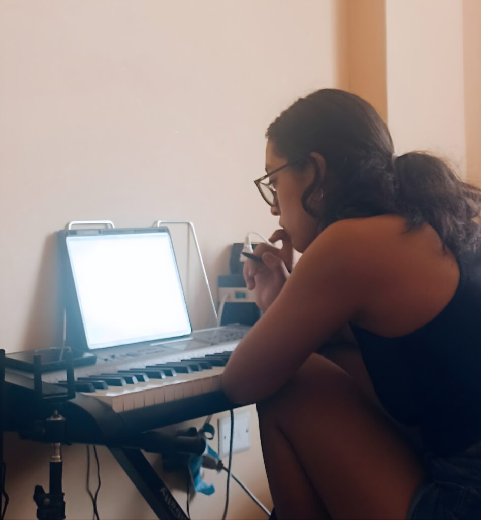 Delia Pérez Esparza, Piura,