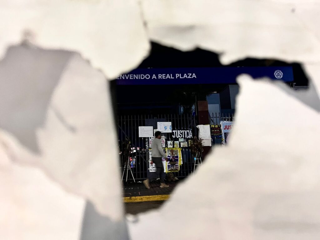 Real Plaza Trujillo, caída de Techo