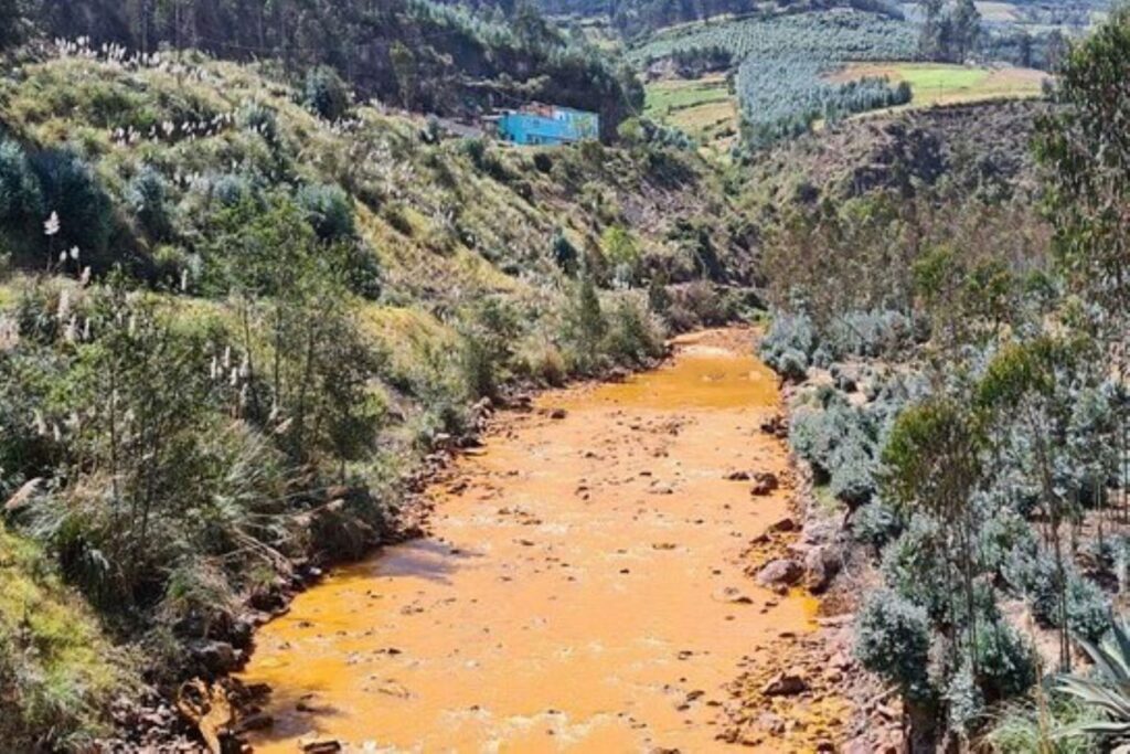 El río Moche contaminado por la minería ilegal en La Libertad.
