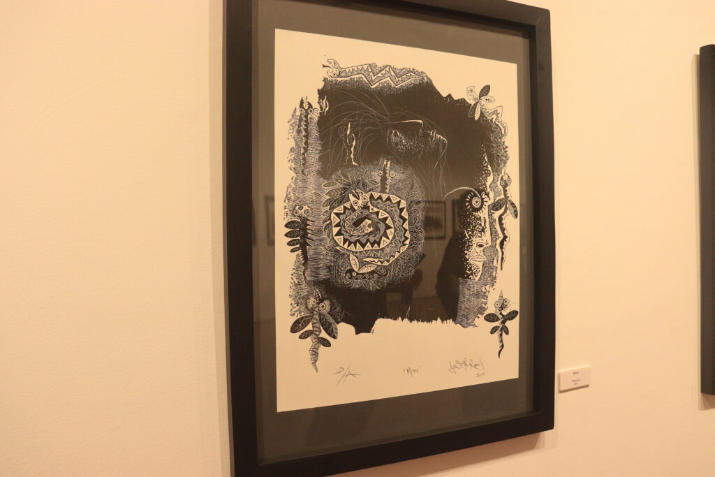 Alberto Ramos, presenta exposición de grabado en Trujillo.